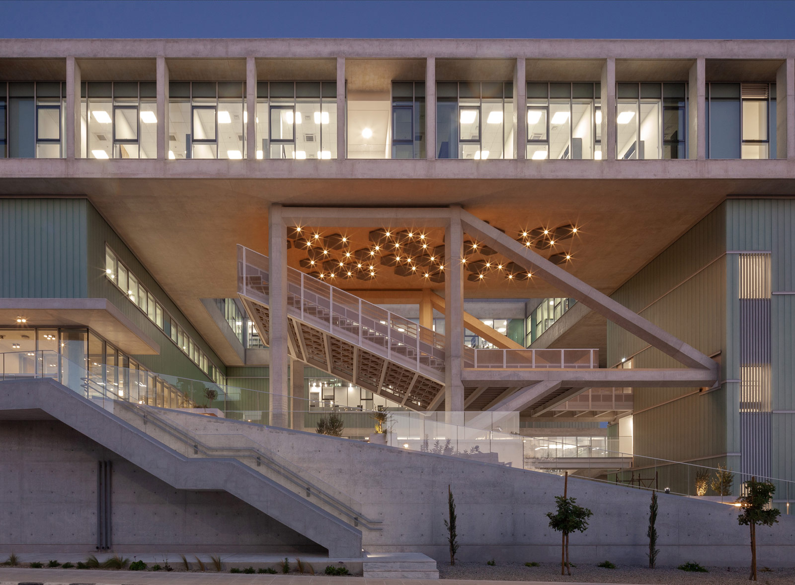Universidad Tepak Paphos